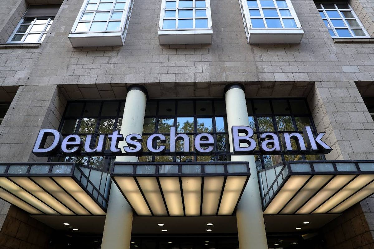 Deutsche Bank Eyes Investing in Crypto Featured Image