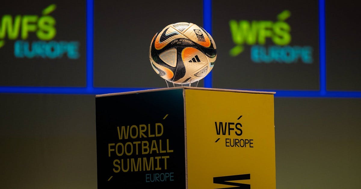 القمة العالمية لكرة القدم تناقش أهمية البلوكتشين للرياضة Featured Image
